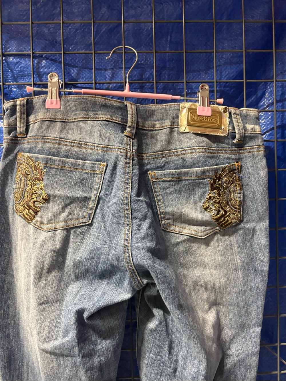 Rocawear Women’s Light Blue Embroidered Pocket Jeans - Picture 4 of 6